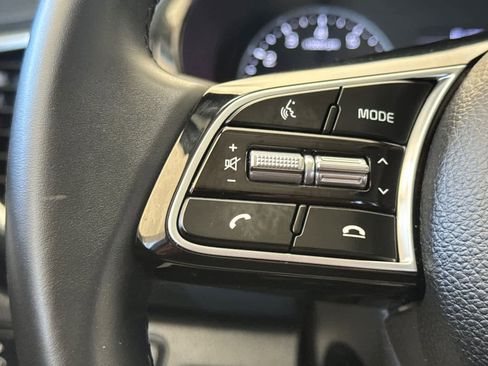 Used 2022 Kia Seltos S FWD image 25