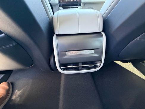 New 2026 Lincoln Nautilus Premier AWD/4WD image 16