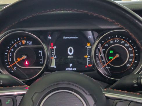 Used 2023 Jeep Gladiator Mojave w/ Trailer Tow Package image 10