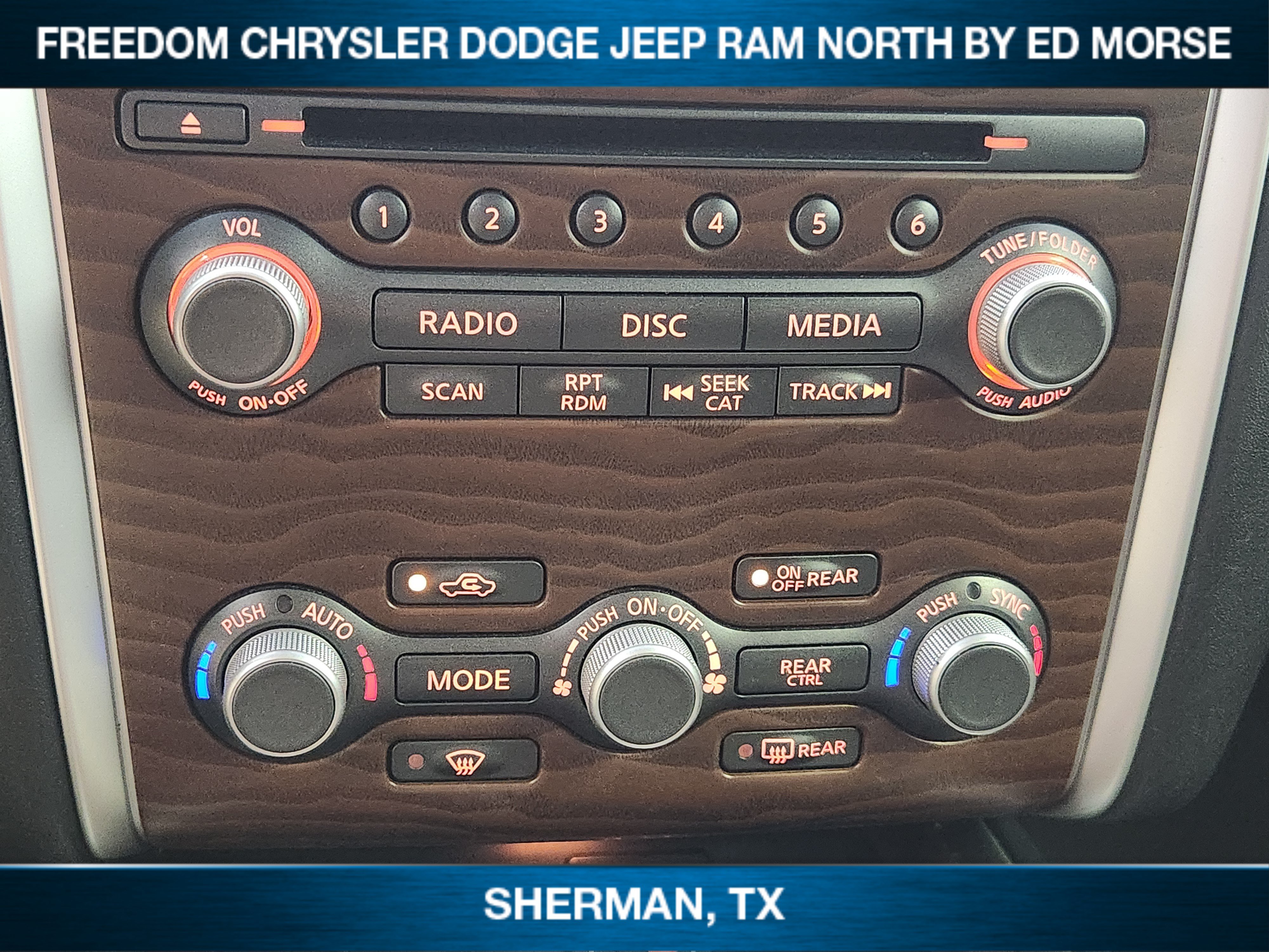 Used 2020 Nissan Pathfinder Platinum w/ Cargo Package AWD/4WD image 13