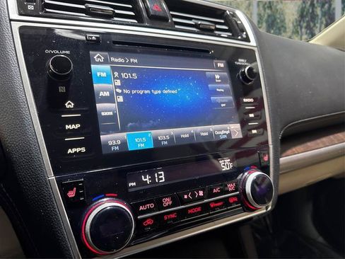 Used 2018 Subaru Outback 2.5i Limited image 15