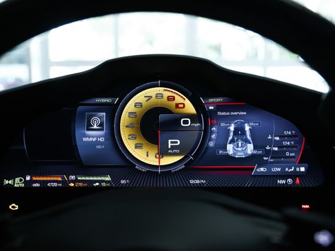 Used 2022 Ferrari SF90 Stradale AWD/4WD image 28