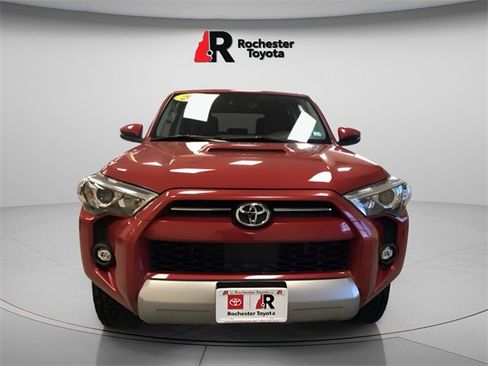 Certified 2024 Toyota 4Runner TRD Off-Road Premium image 8