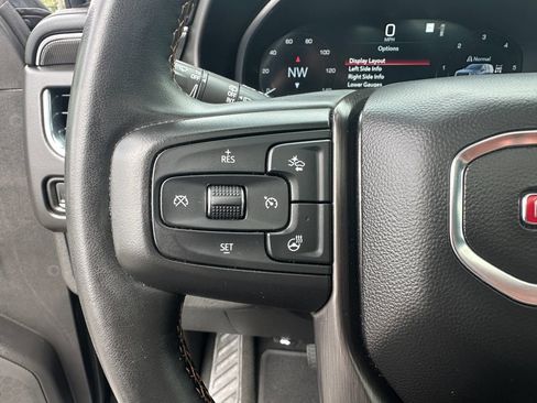 Used 2023 GMC Yukon AT4 w/ Technology Package AWD/4WD image 20