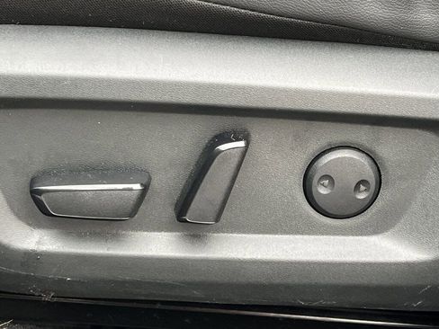 Certified 2023 Nissan Rogue SL w/ SL Premium Package image 20