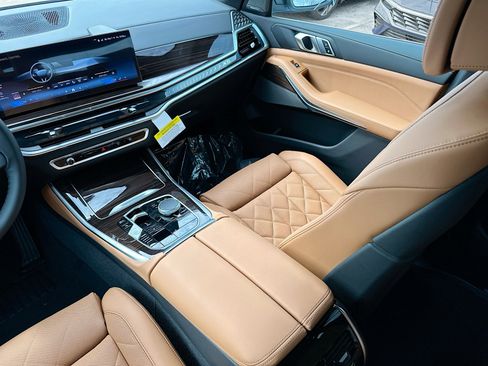 New 2026 BMW X5 sDrive40i w/ Climate Comfort Package image 18