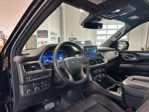 Used 2024 Chevrolet Tahoe RST w/ Sport Performance Package image 14