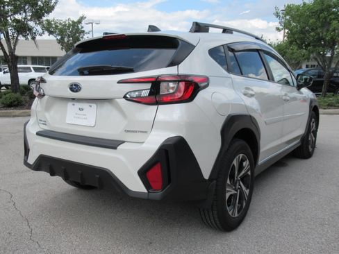 Used 2024 Subaru Crosstrek 2.0i Premium w/ Crosstrek Mirror Package AWD/4WD image 6