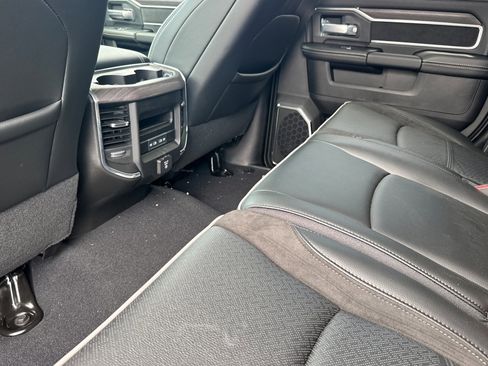 New 2026 RAM 2500 Laramie AWD/4WD image 11