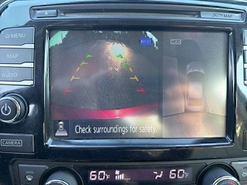 Used 2016 Nissan Maxima Platinum FWD image 17