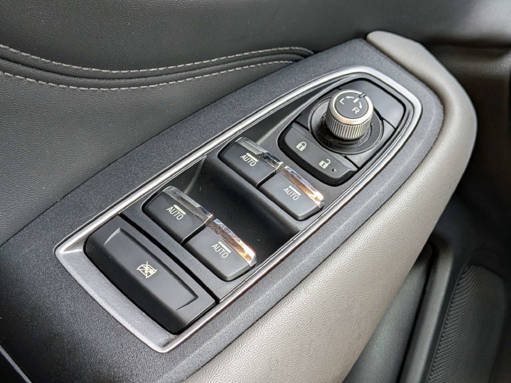 Used 2023 Subaru Outback Limited AWD/4WD image 29