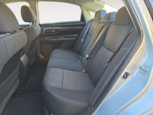 Used 2017 Nissan Altima 2.5 SV image 13