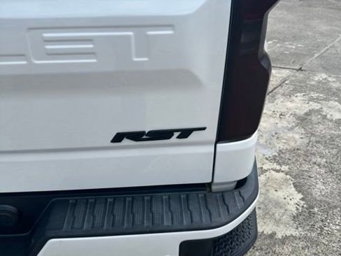 Used 2020 Chevrolet Silverado 1500 RST AWD/4WD image 8
