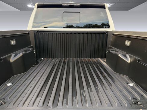 Used 2026 Toyota Tacoma SR5 w/ SR5 Upgrade Package RWD image 25
