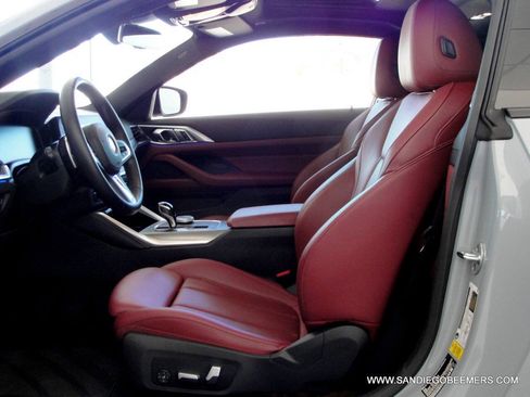 Used 2023 BMW M440i Coupe w/ Premium Package RWD image 29