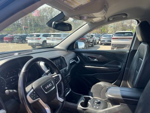 Used 2020 GMC Terrain SLT w/ Preferred Package FWD image 20