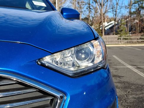 Used 2019 Ford Fusion SE image 30