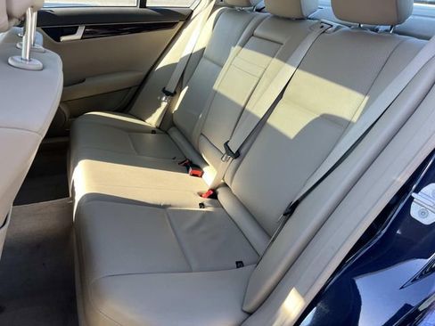 Used 2012 Mercedes-Benz C 300 4MATIC Sedan image 23