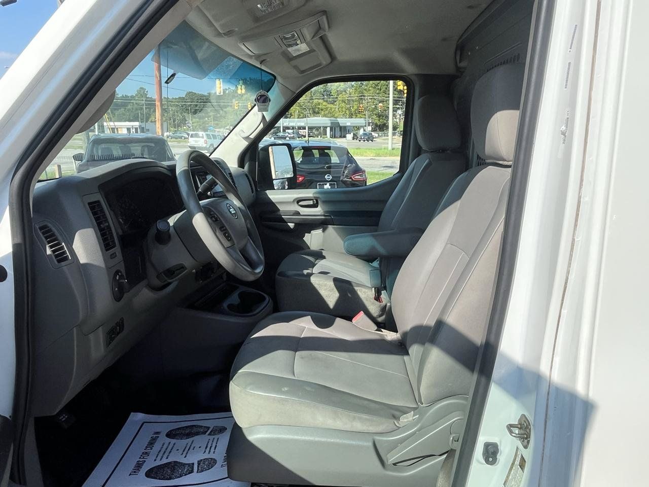 Used 2018 Nissan NV 2500 S RWD image 32