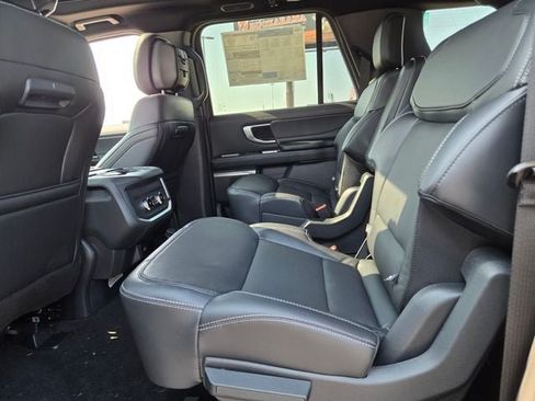 New 2026 Ford Expedition Max Platinum w/ Stealth Appearance Package AWD/4WD image 35