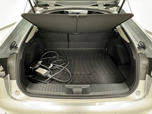 Used 2024 Toyota Prius Prime Premium image 36