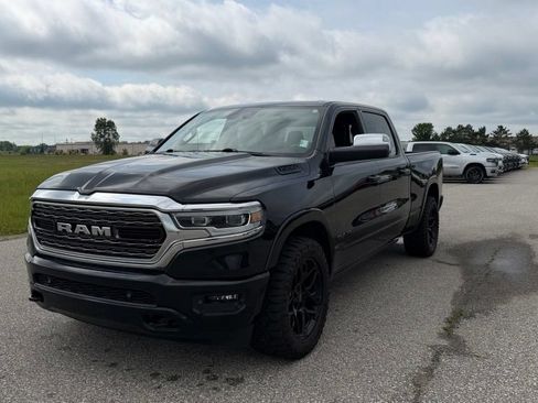 Used 2019 RAM 1500 Limited AWD/4WD image 3
