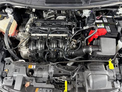 Used 2018 Ford Fiesta SE image 38