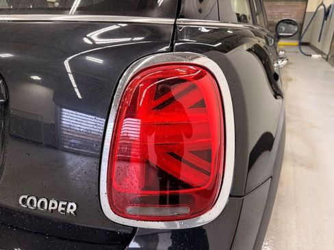 Certified 2024 MINI Cooper 4-Door Hardtop image 5
