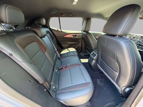 Used 2024 Chevrolet Equinox EV RS w/ Active Safety Package 3 FWD image 16