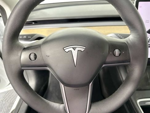 Used 2023 Tesla Model 3 Standard Range RWD image 18