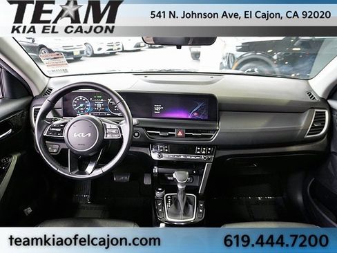 Certified 2024 Kia Seltos EX image 18