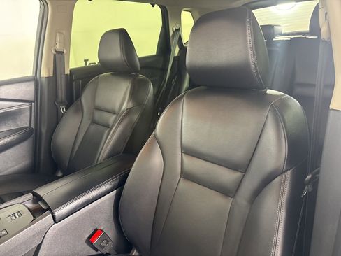 Used 2025 Nissan Rogue SL w/ Tech Package image 13