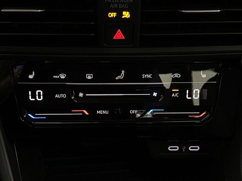 New 2025 Volkswagen Jetta SE image 22