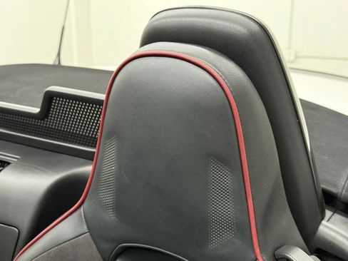 Used 2017 FIAT 124 Spider Abarth image 26