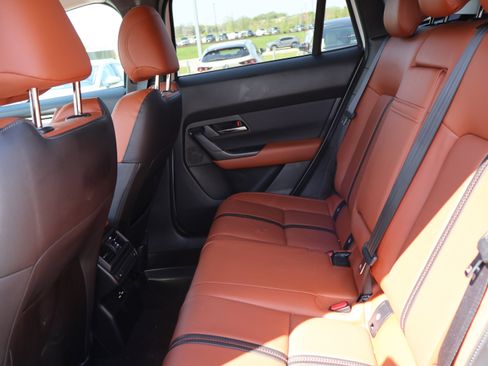 Used 2024 MAZDA CX-50 2.5 Turbo w/ Weather Package image 17