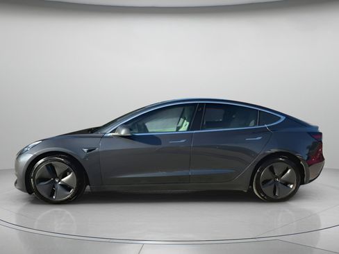 Used 2018 Tesla Model 3 Long Range image 16