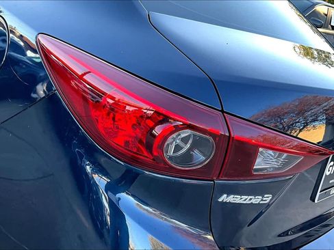 Used 2016 MAZDA MAZDA3 i Sport w/ Preferred Equipment Package image 26