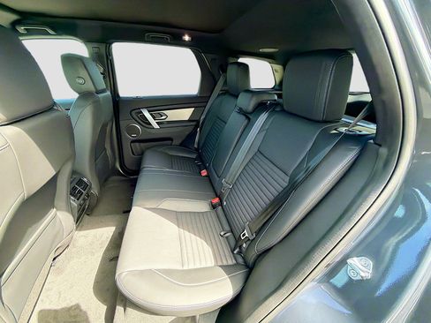 New 2026 Land Rover Discovery Sport Landmark image 21