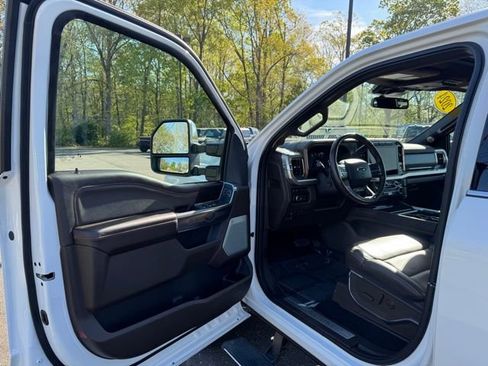 Used 2024 Ford F250 King Ranch w/ Chrome Package AWD/4WD image 12