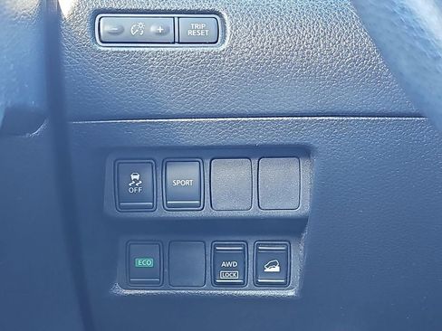 Used 2016 Nissan Rogue S image 30