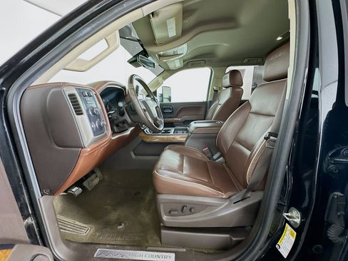 Used 2015 Chevrolet Silverado 2500 High Country w/ Duramax Plus Package AWD/4WD image 13