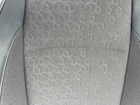 Certified 2025 Kia Seltos S image 36