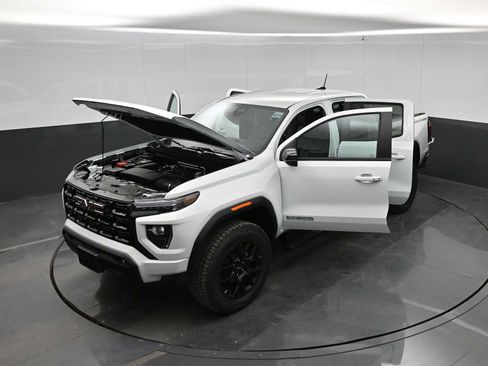 New 2026 GMC Canyon Elevation w/ Convenience Package AWD/4WD image 41