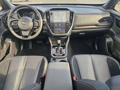Certified 2025 Subaru Forester Touring AWD/4WD image 18