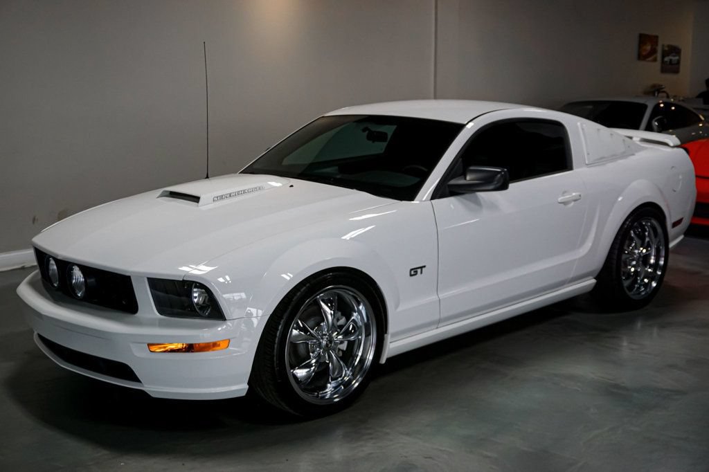 Used 2007 Ford Mustang GT Premium RWD image 5