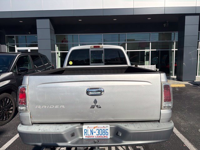 Used 2006 Mitsubishi Raider LS AWD/4WD image 3