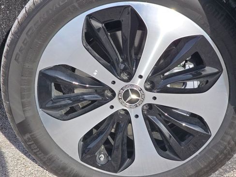 New 2026 Mercedes-Benz GLB 250 4MATIC image 10