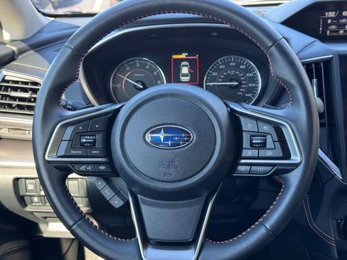 Used 2022 Subaru Crosstrek 2.5i Limited w/ Moonroof Package 2 image 12