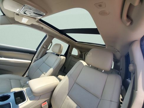 Used 2020 Jeep Grand Cherokee Limited w/ Luxury Group II RWD image 17