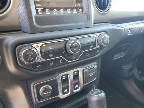 Certified 2020 Jeep Wrangler Sport S image 18